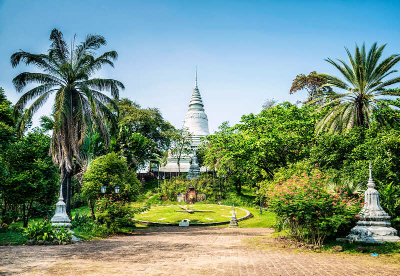 Wat Phnom entrata