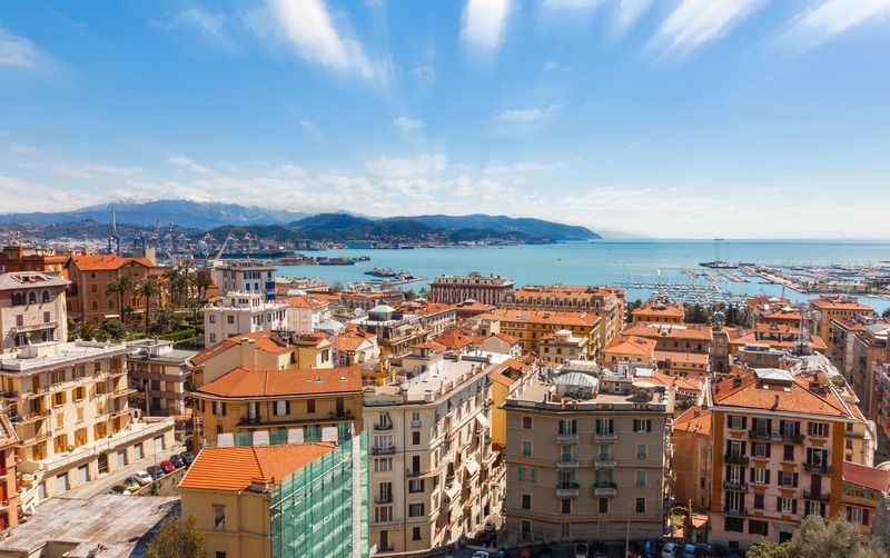 La Spezia città dall'alto panoramica